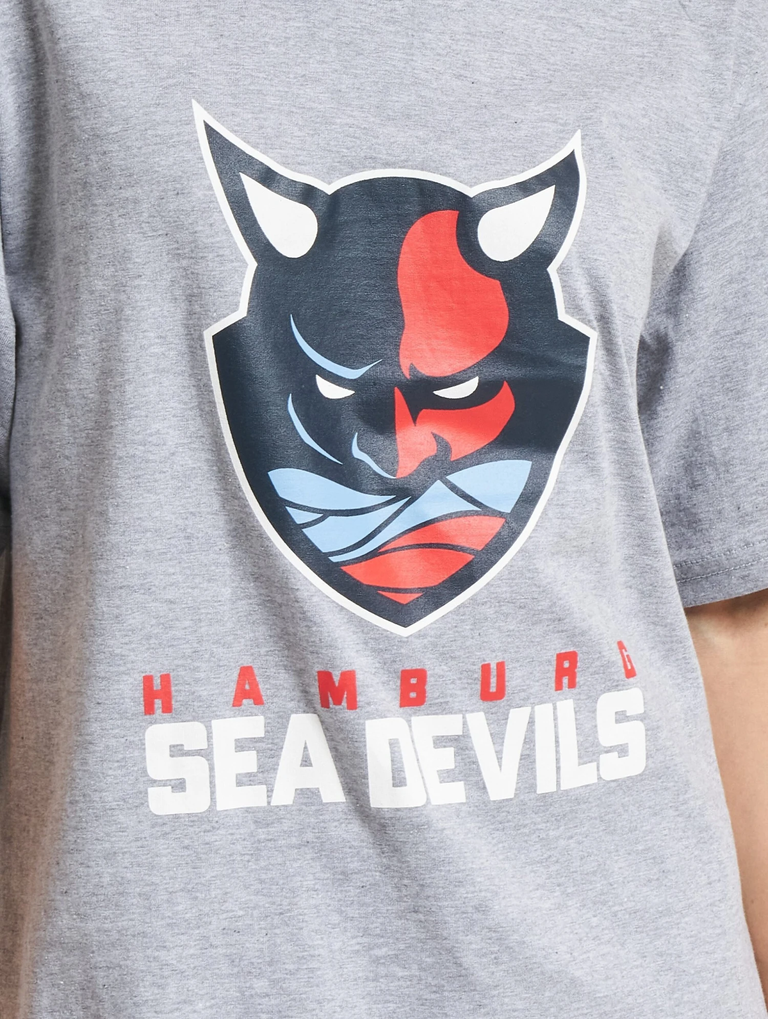 Hamburg Sea Devils T-Shirt 2024 Design 1 6 Hamburg Sea Devils T-Shirt 2024 Design 1 - Image 4