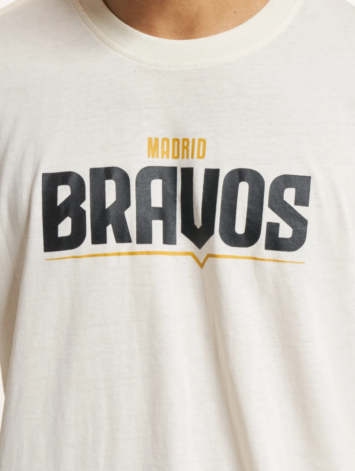 Madrid Bravos T-Shirt 2024 Design 3 4 Madrid Bravos T-Shirt 2024 Design 3 - Image 2