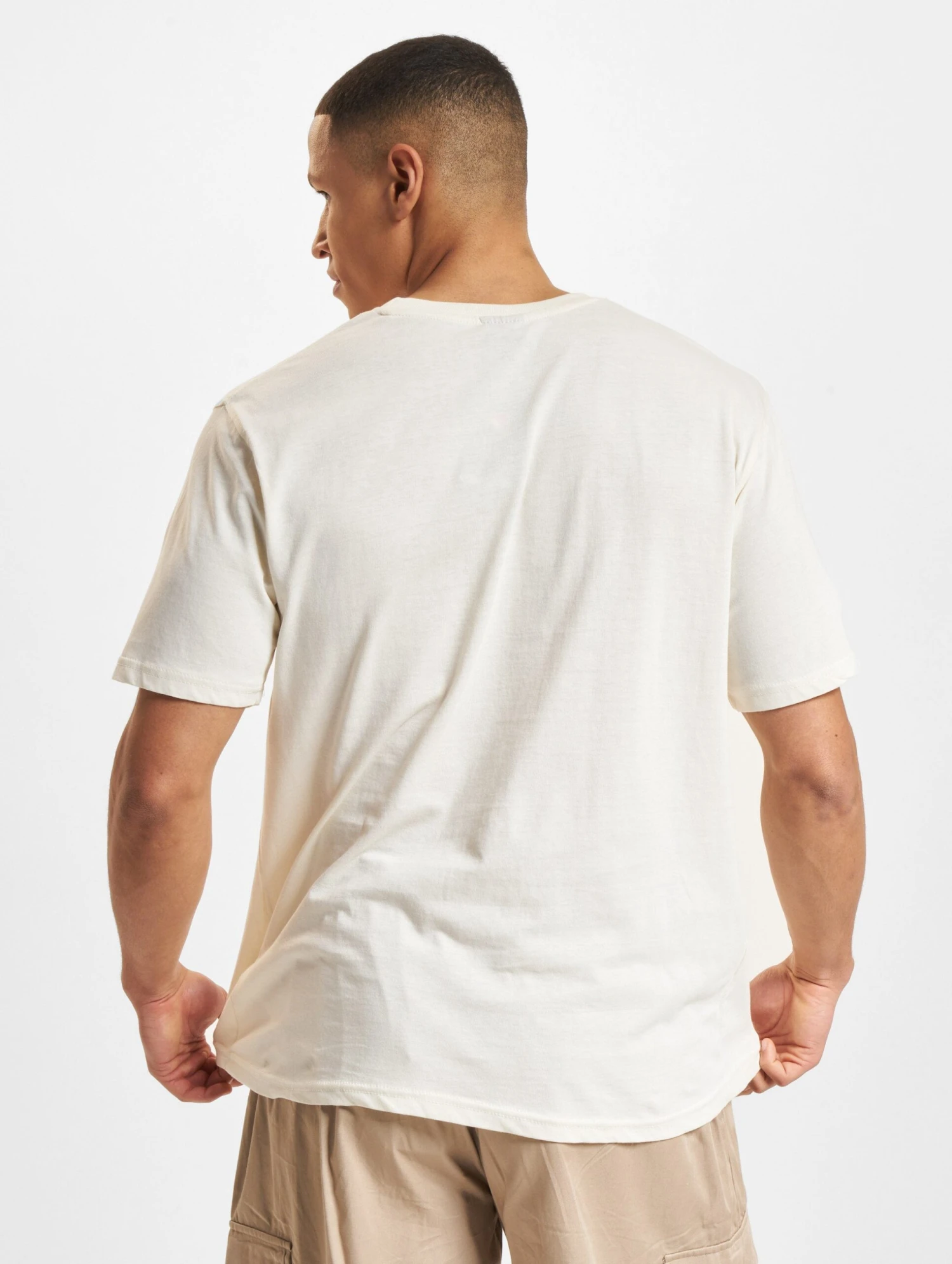 Madrid Bravos T-Shirt 2024 Design 3 13 Madrid Bravos T-Shirt 2024 Design 3 - Image 11