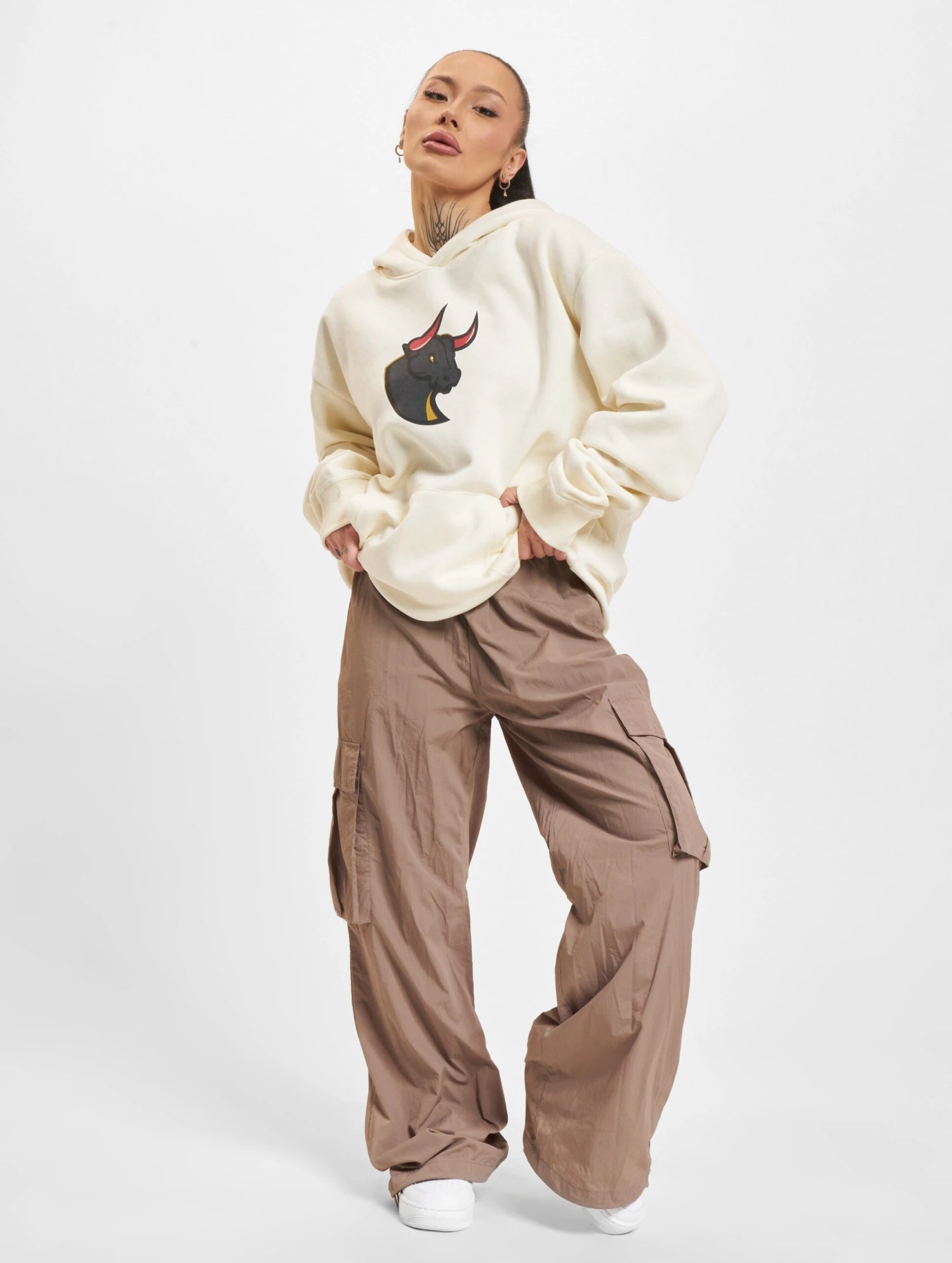 Madrid Bravos Hoodie 2024 Design 2 13 Madrid Bravos Hoodie 2024 Design 2 - Image 11