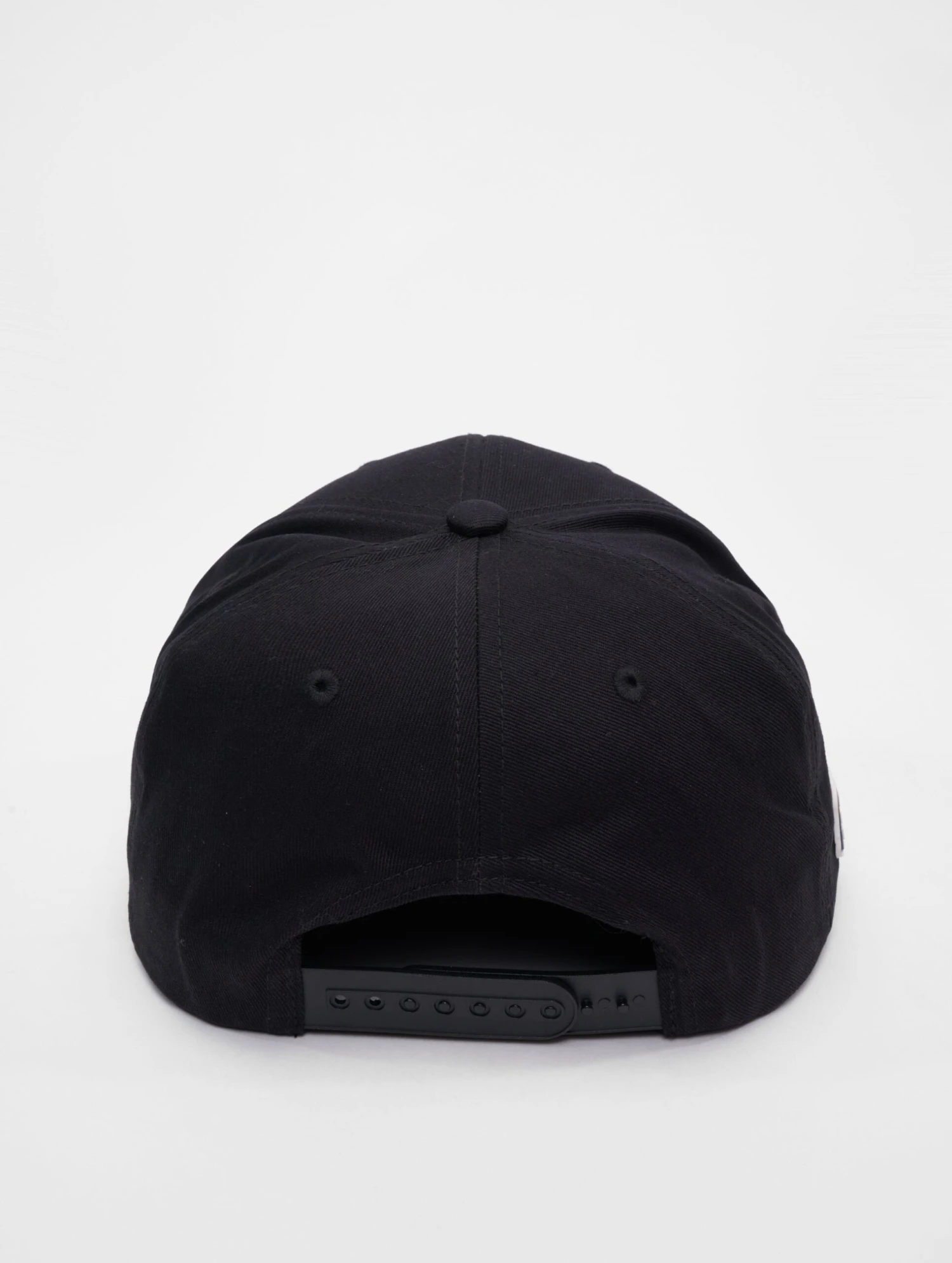 Munich Ravens Snapback 2024 Design 1 5 Munich Ravens Snapback 2024 Design 1 - Image 3