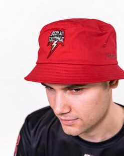 Berlin Thunder Bucket Hat 9 Berlin Thunder Bucket Hat -Football Gear Shop Merchandise 2023 BTH 4067817000230 Chris Detail Men OneSize Red
