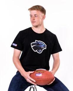 Wroclaw Panthers Iconic T-Shirt 8 Wroclaw Panthers Iconic T-Shirt -Football Gear Shop Merchandise 2023 Black Cropped Logo Marcel Men T Shirt WPA